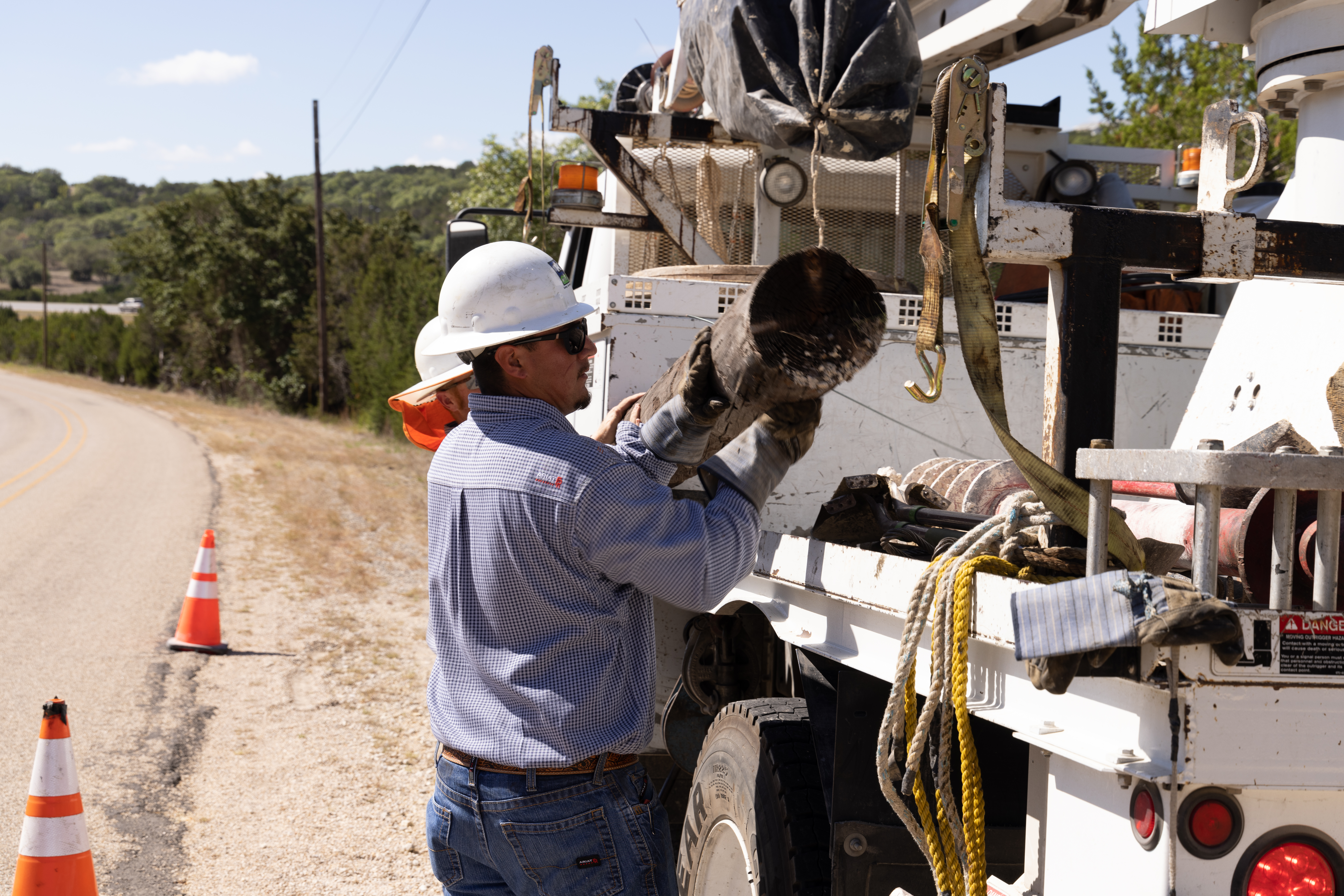 KPUB lineman Eric Hancock replaces a utility pole as part of ongoing investments in system reliability and outage prevention. While KPUB’s Board of Trustees recently approved a FY2026 budget that keeps base rates steady to support community recovery, the utility continues to proactively strengthen infrastructure to ensure safe, reliable power for the Kerrville area.