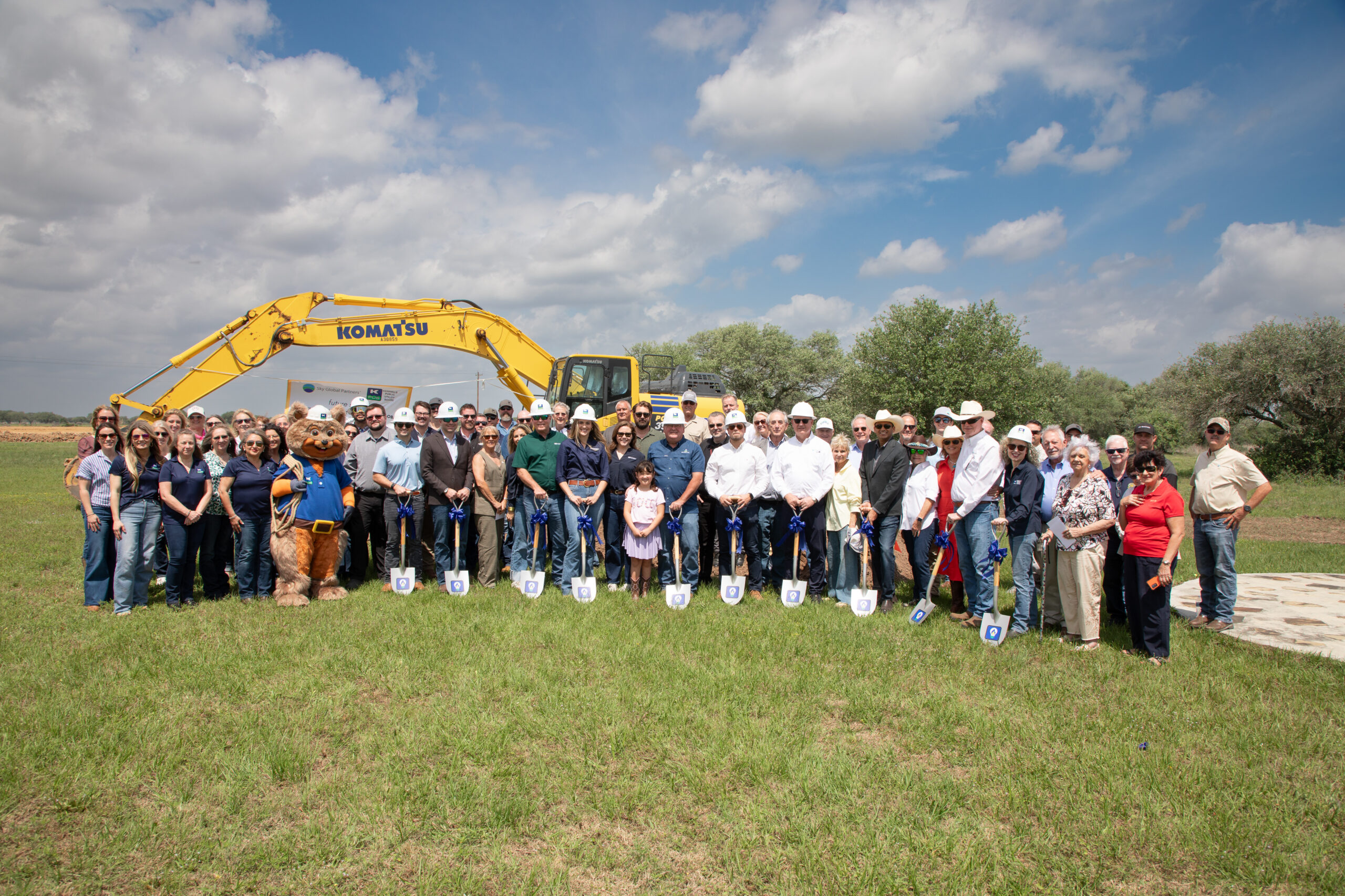 On Friday, April 17, community leaders, chamber representatives, the Public Utility Commission (PUC), and project partners gathered in Colorado County near Columbus, Texas, to break ground on the Kerrville Public Utility Board (KPUB) and Sky Global Power Generation Plant, expected to be operational by summer 2027.